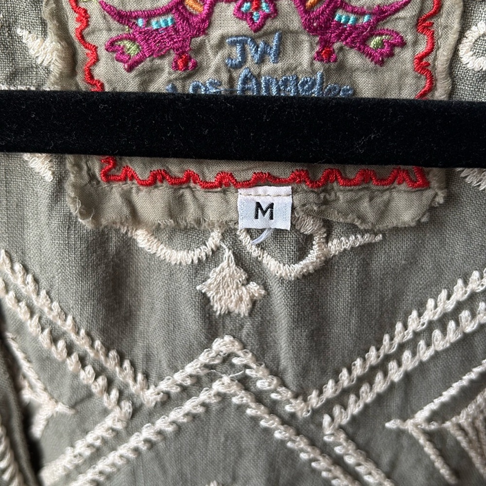 Johnny Was LA Tasya Bolero Olive Embroidered Linen Cropped Cardigan Size M - Picture 3 of 16